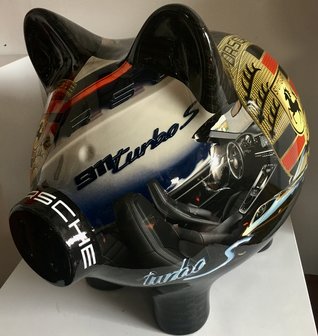 cartoon piggy racingteam