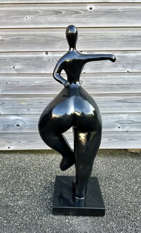 Bella donna  dame beeld - Bella Donna Nera