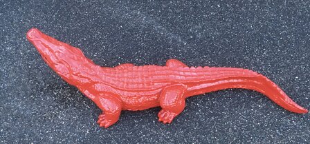 Krokodil beeld  rood hoogglans 