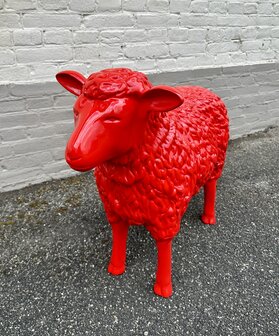schaap polyester beeld 80 cm rood