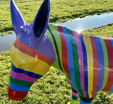 ezel polyester beeld groot Isabelle bohemian