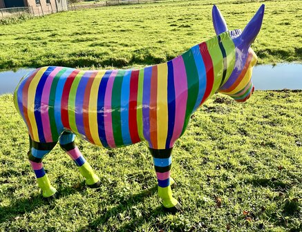 ezel polyester beeld groot Isabelle bohemian