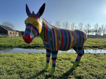 ezel polyester beeld groot Isabelle bohemian