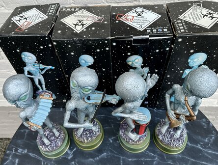 alien beeld polyester sax