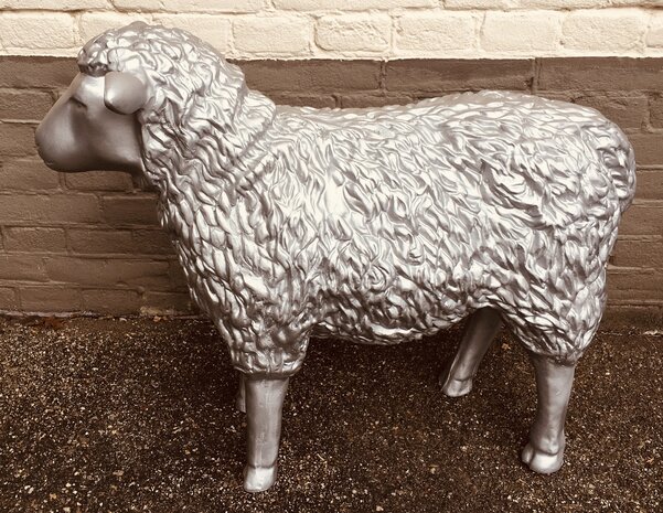 schaap zilver polyester beeld 