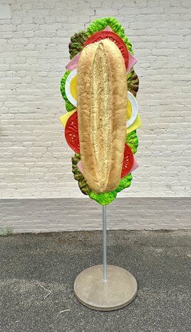 Pistolet-sandwich-broodje-gezond-op voet XXL