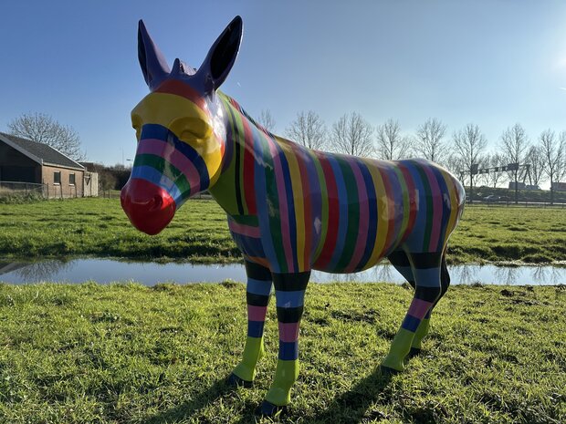 ezel polyester beeld groot Isabelle bohemian