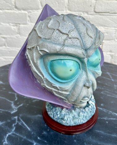 Alien  Beeldlamp Leader