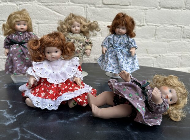 porseleinen pop Meggy vol body porselein set 5 poppen