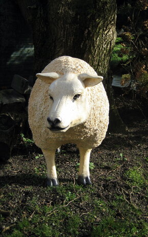 schaap staand-decolife-polyester-beeld