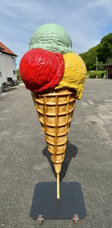 IJshoorn - "Quatro Colori " verrijdbare voet met wielen195cm
