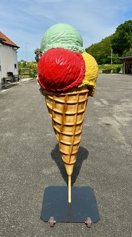 IJshoorn - "Quatro Colori " verrijdbare voet met wielen195cm