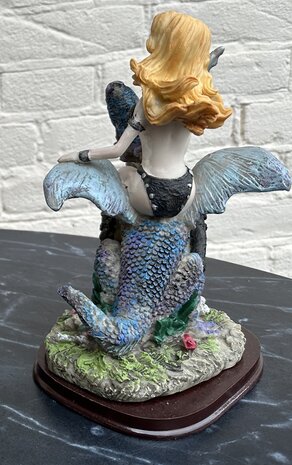 Lady Dragon Sheena