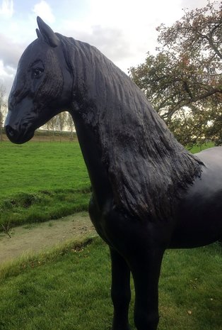 beeld fries paard 