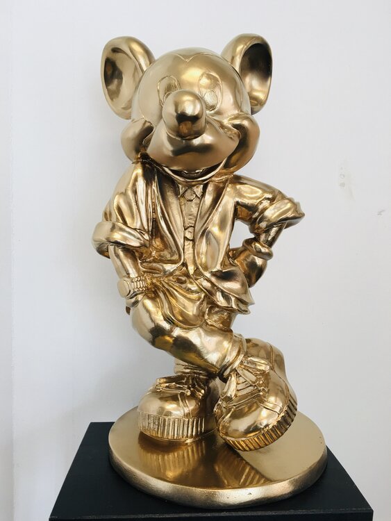 Micky  beeld gold
