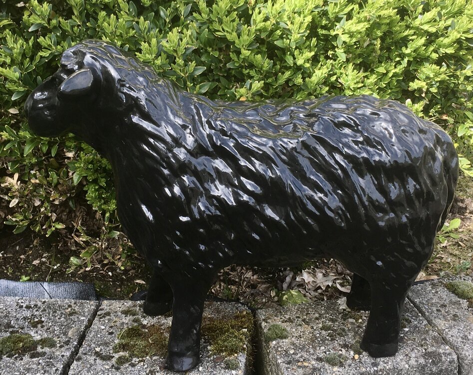 schaap  polyester kunstbeeld zwart