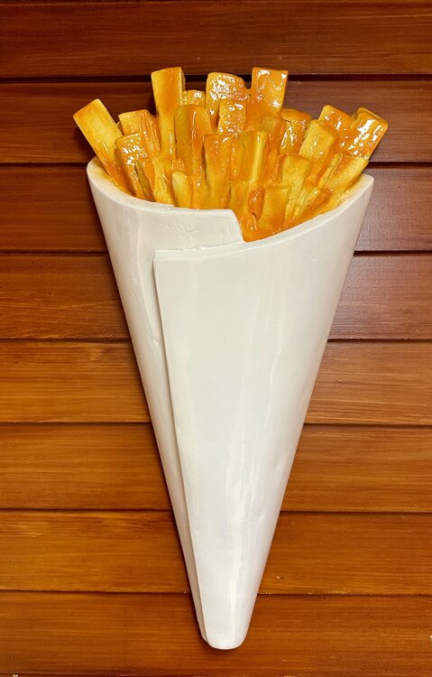 Frietzak Patat wand reclame wit