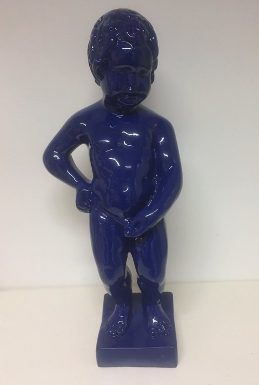 manneken Pis Kunsthars blauw beeld 62 cm