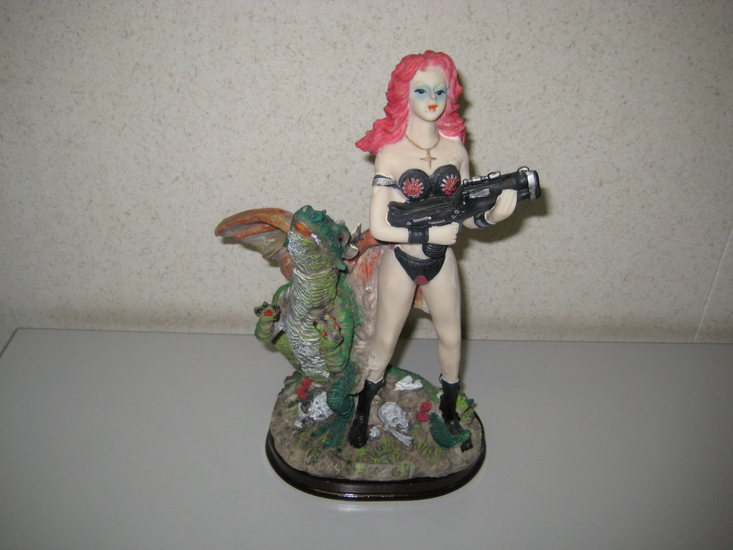 Lady Dragon Beeld  Women of Dynamite