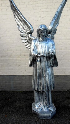 beeld engel  210cm oud zilver kleur