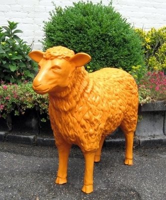 Schaap-kunst-beeld-oranje -80cm