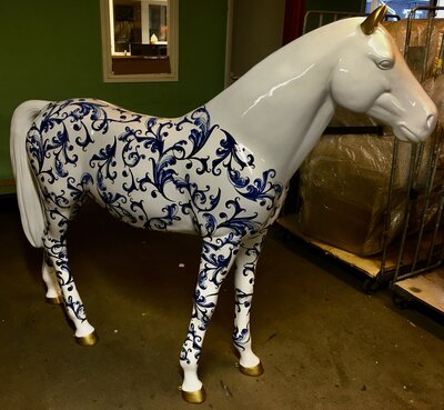 Levensgroot paard - Kunstpaard Delft