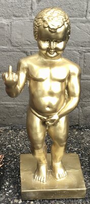 manneken Pis Kunsthars goud  28cm