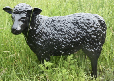 schaap polyester beeld 80 cm zwart