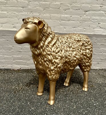 schaap polyester beeld  goud