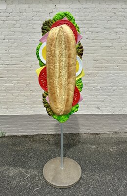 Pistolet-sandwich-broodje-gezond-op voet XXL