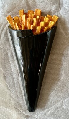 Frietzak -patat-wand reclame zwart