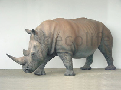 Neushoorn  rhino op ware grootte 390cm