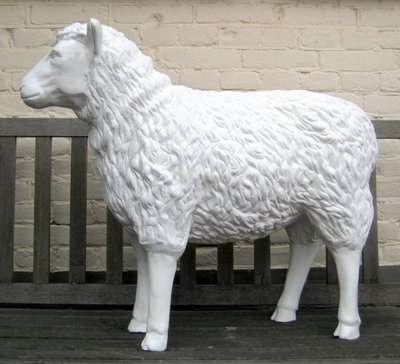 schaap-kunst-beeld 80cm geheel wit