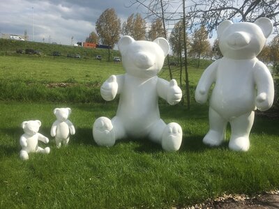 Teddy beer kunsthars hoogglans wit staand XXL