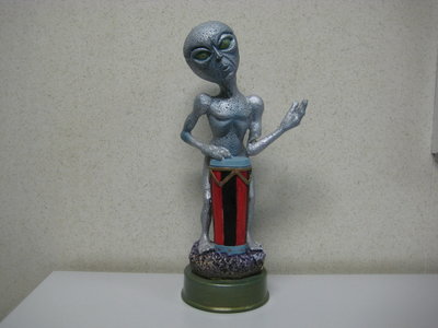 Alien met Led verlichting  35cm